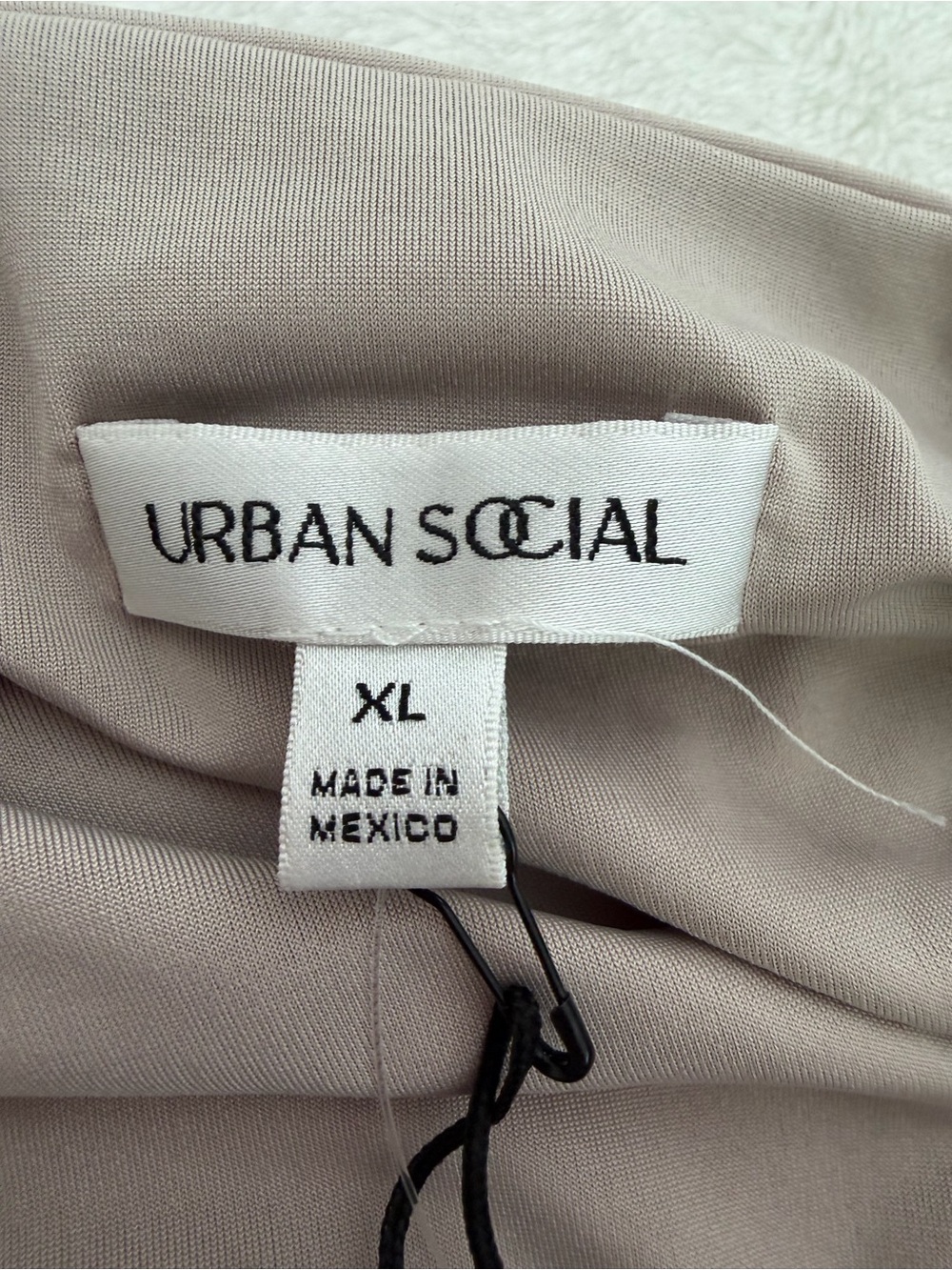 Urban Social NWT Ruched Side Long Sleeve Draped Top Taupe XL - Picture 4 of 6